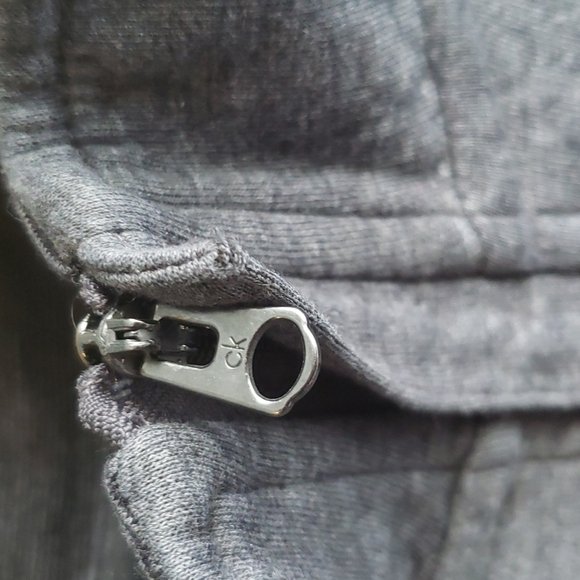 Calvin Klein 1/4 zip long sleeve top - Picture 4 of 7